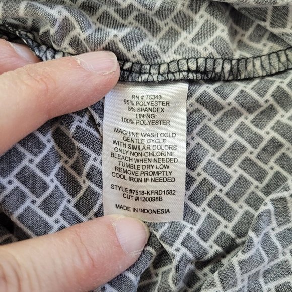 St Tropez West Dress Girls 14 Black/White Collared Button Tie Front Pocket Dress - Picture 7 of 10